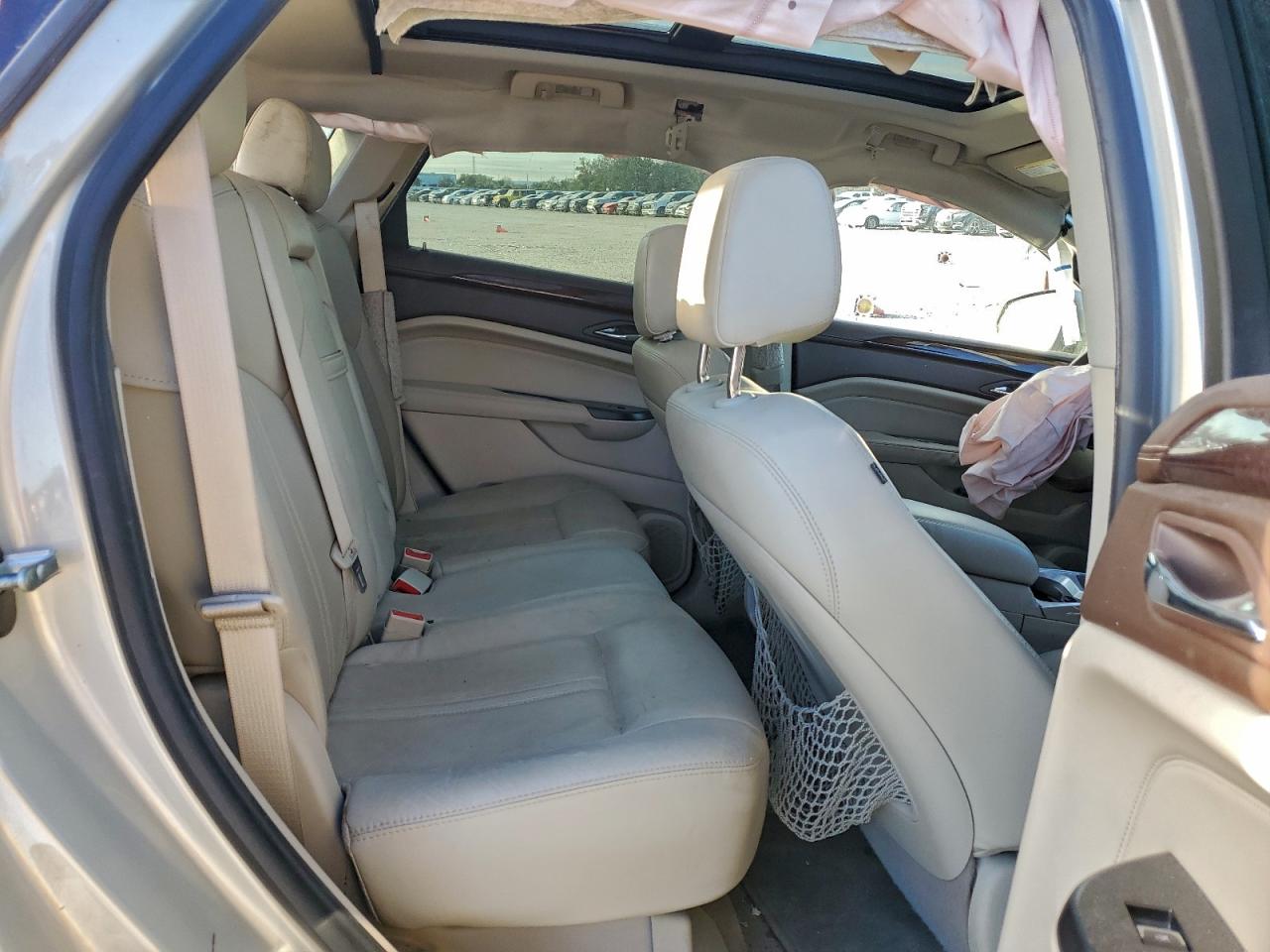 Cadillac SRX Luxury Collection Image 12