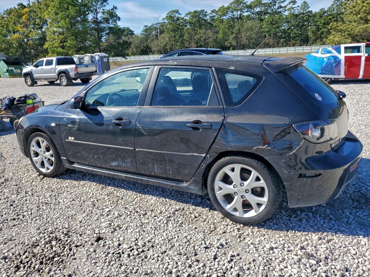 Mazda Mazda3 Hatchback Image 2