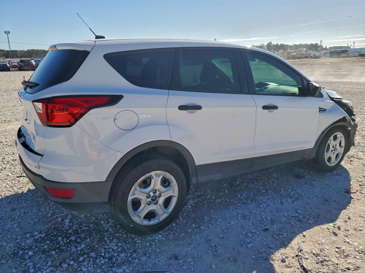 Ford Escape S Image 5