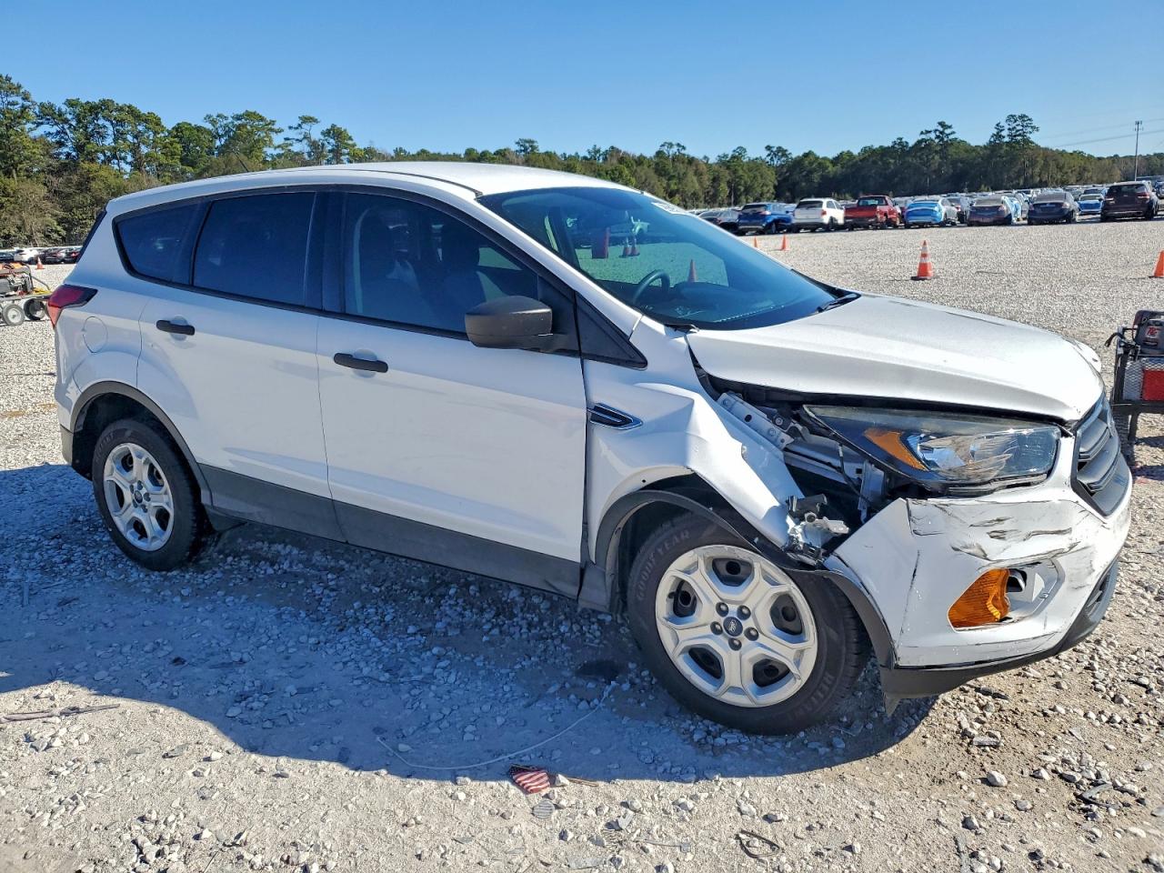 Ford Escape S Image 4