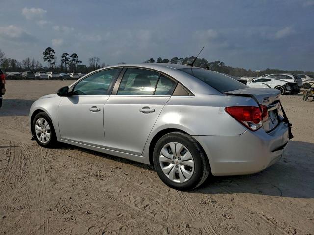 Chevrolet Cruze Ls Image 3