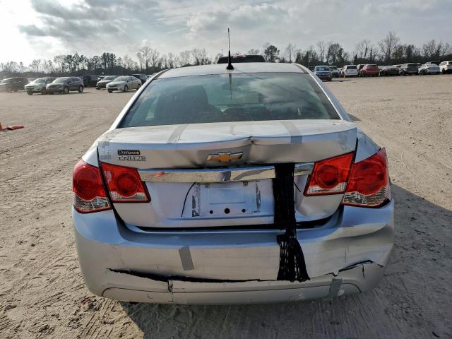 Chevrolet Cruze Ls Image 11