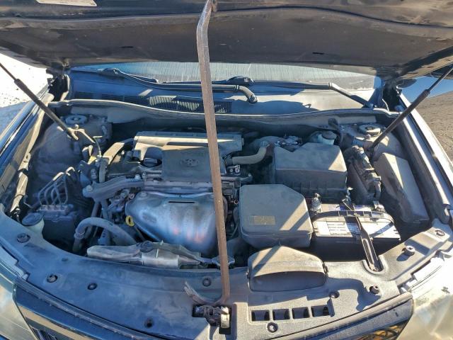 Toyota Camry Base Image 10