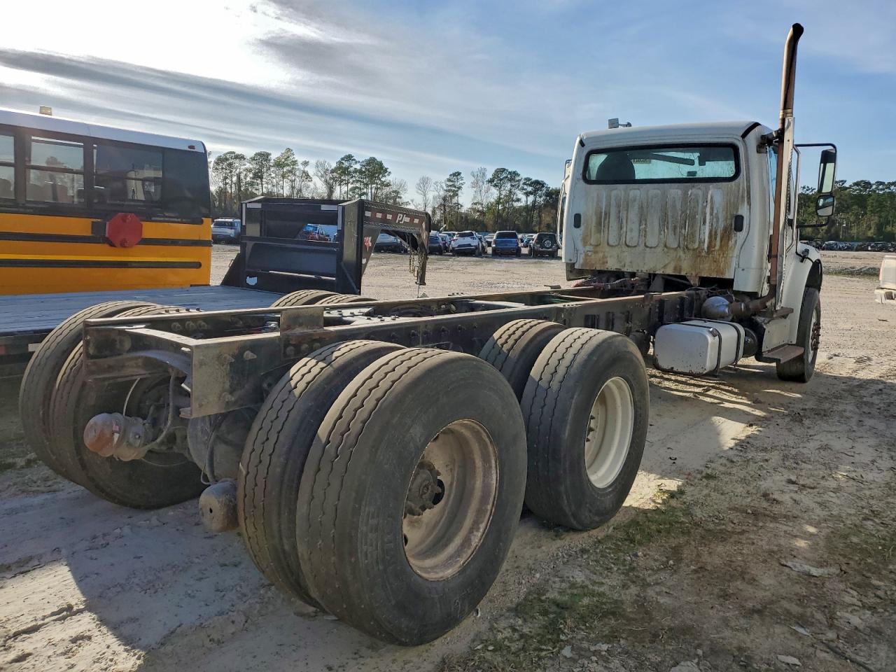 Freightliner M2 106 Med 106 Medium Duty Image 3