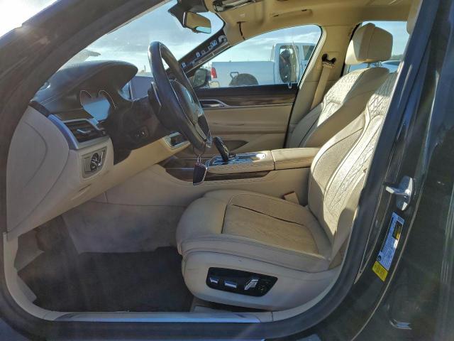 BMW 7 Series I Image 4