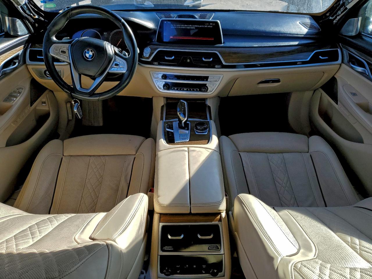 BMW 7 Series I Image 8