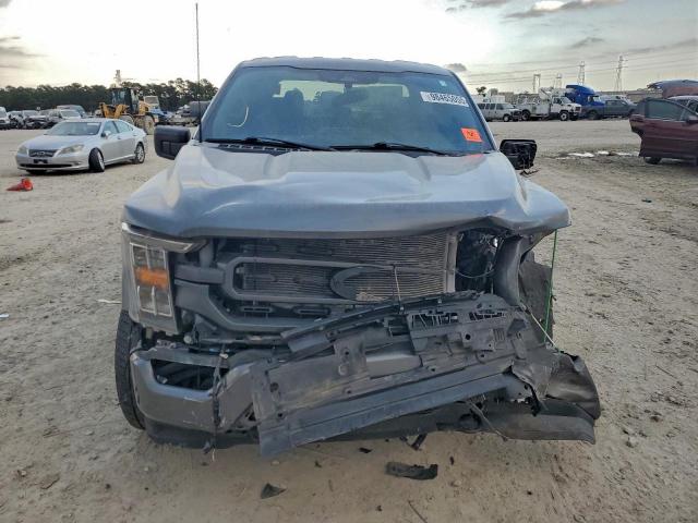 Ford F-150 Supercrew Image 10