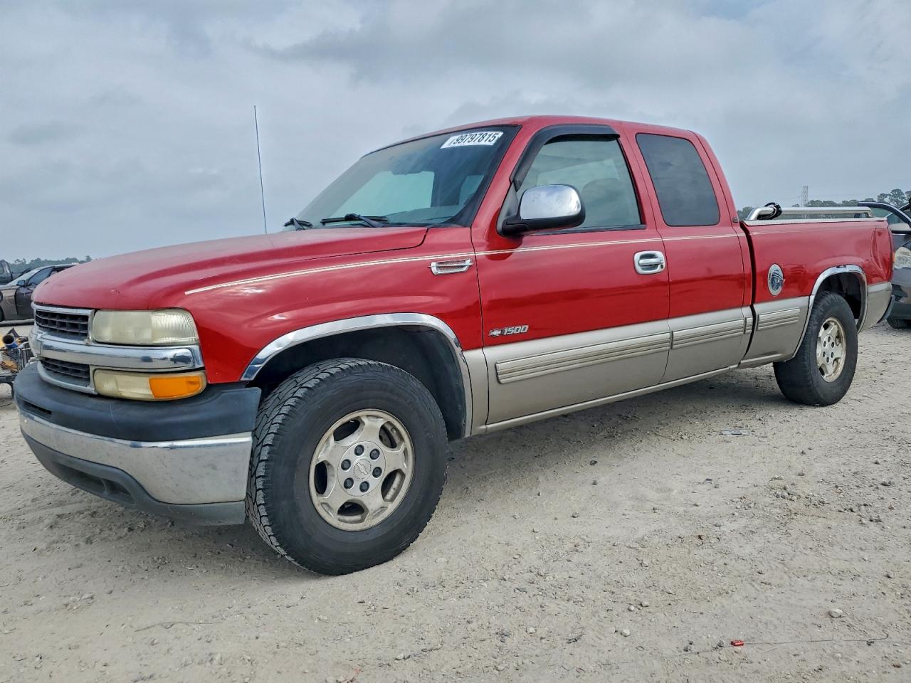 Chevrolet Silverado C1500 Image 1