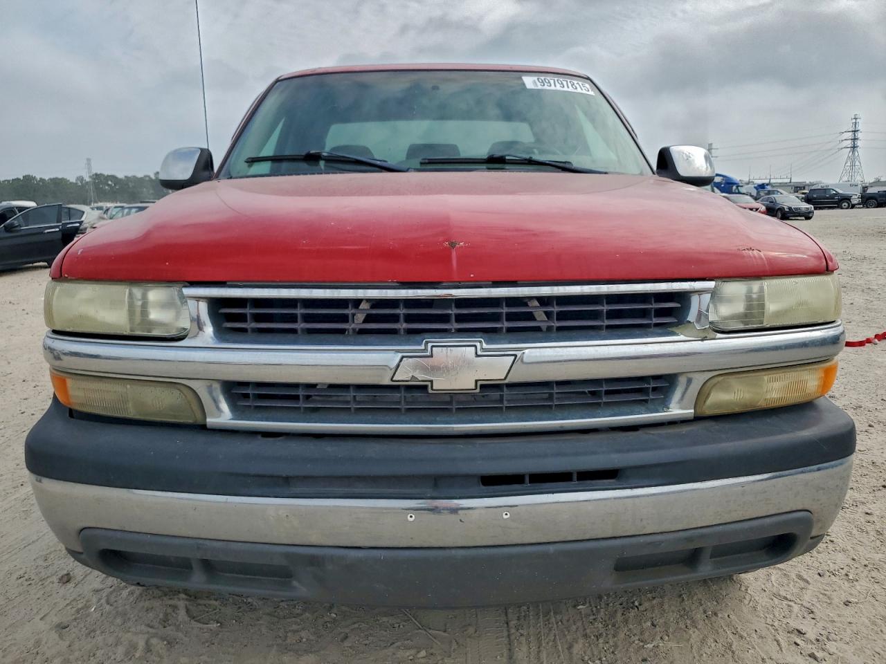 Chevrolet Silverado C1500 Image 3