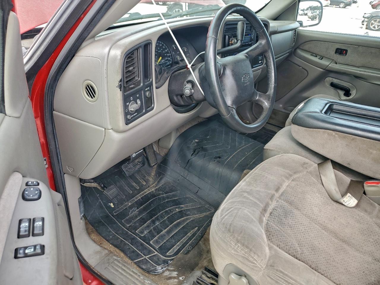 Chevrolet Silverado C1500 Image 11