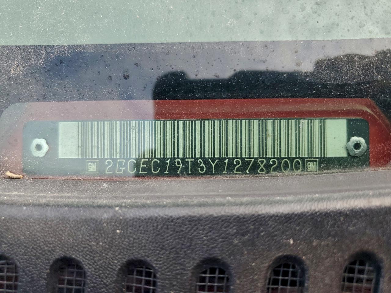 Chevrolet Silverado C1500 Image 12