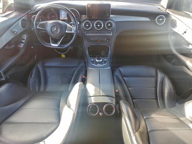 Mercedes-Benz GLC 300 Image 11
