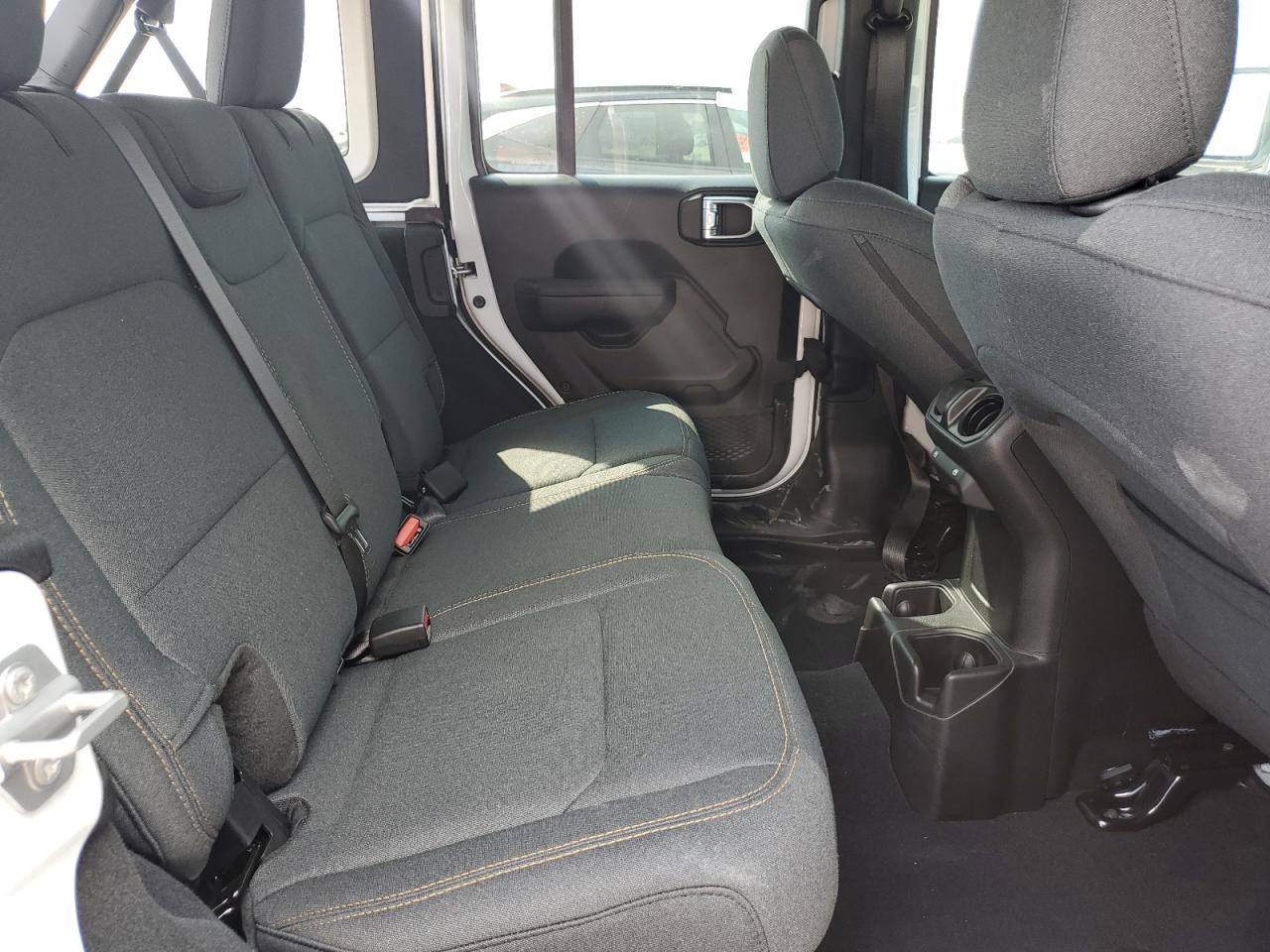 Jeep Wrangler Sport Image 5