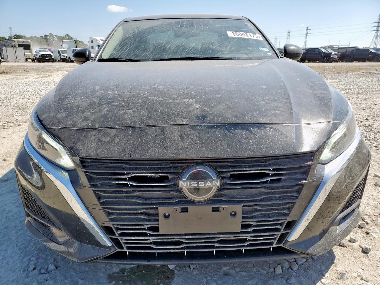 Nissan Altima Sv Image 6