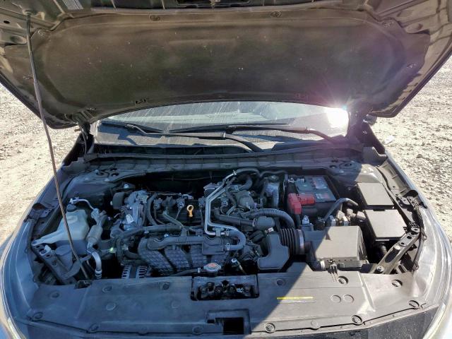 Nissan Altima Sv Image 11