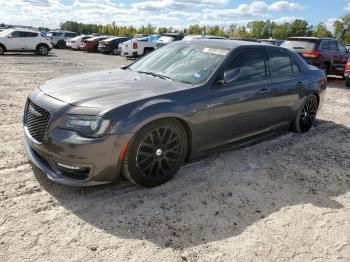  Salvage Chrysler 300