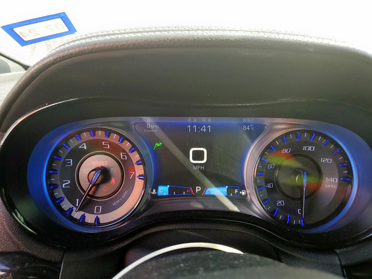 Chrysler 300 S Image 8