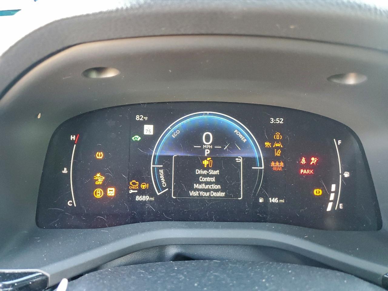 Toyota Camry Xse Image 6