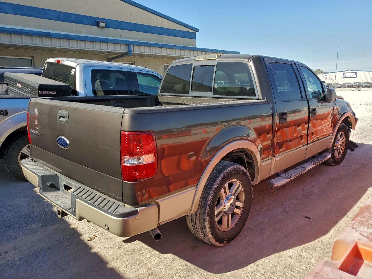 Ford F-150 Supercrew Image 2