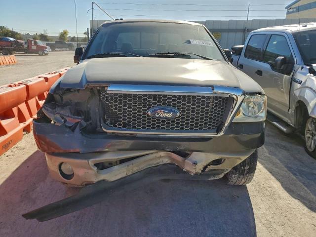 Ford F-150 Supercrew Image 4