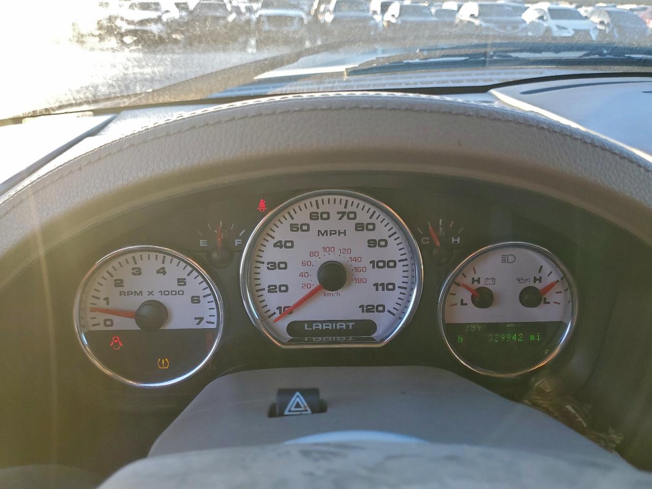 Ford F-150 Supercrew Image 12