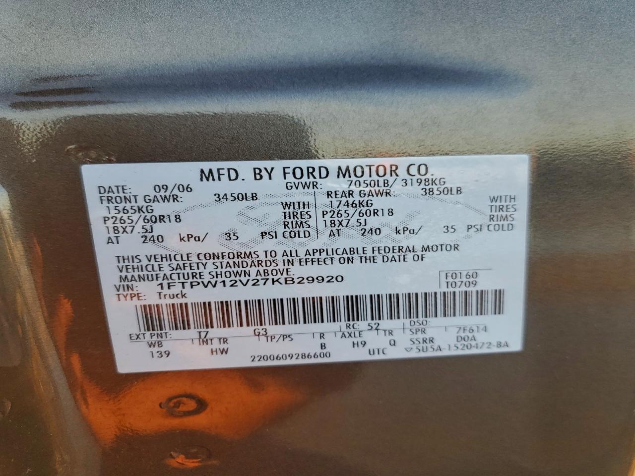 Ford F-150 Supercrew Image 10