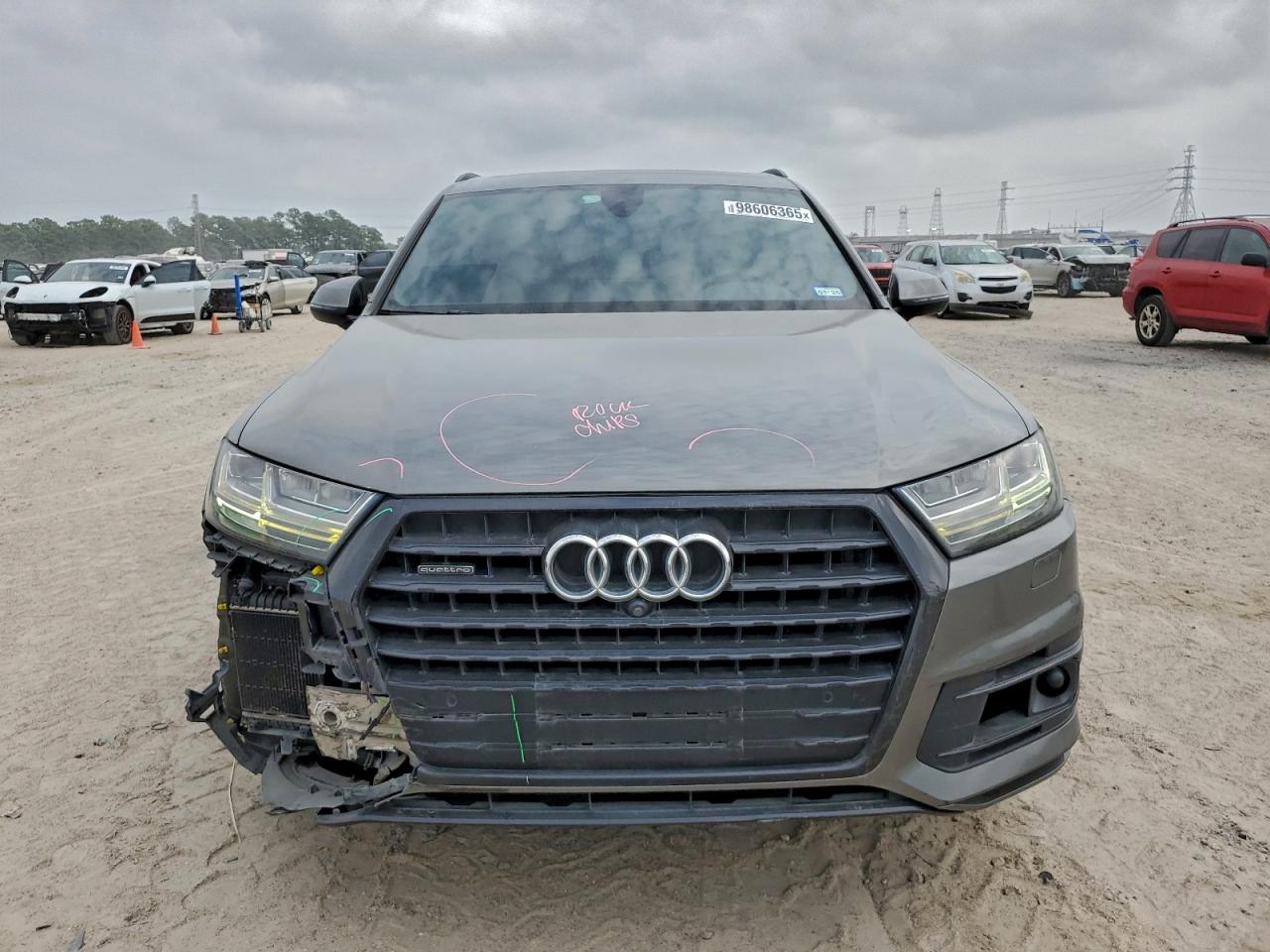 Audi Q7 Prestige Image 2