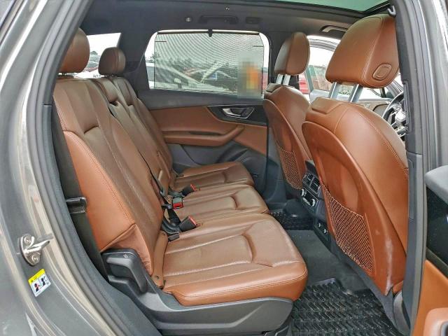 Audi Q7 Prestige Image 6