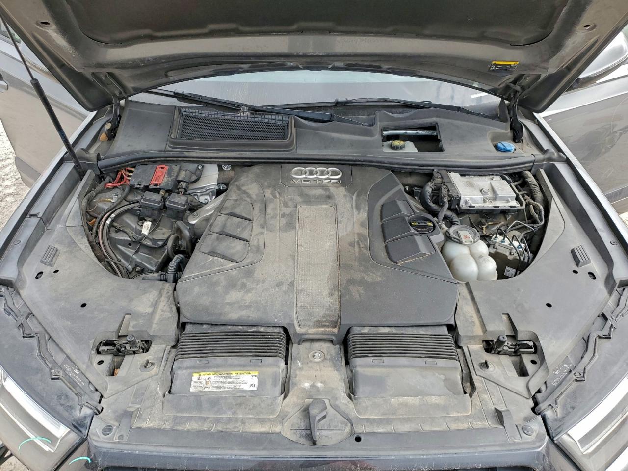 Audi Q7 Prestige Image 12