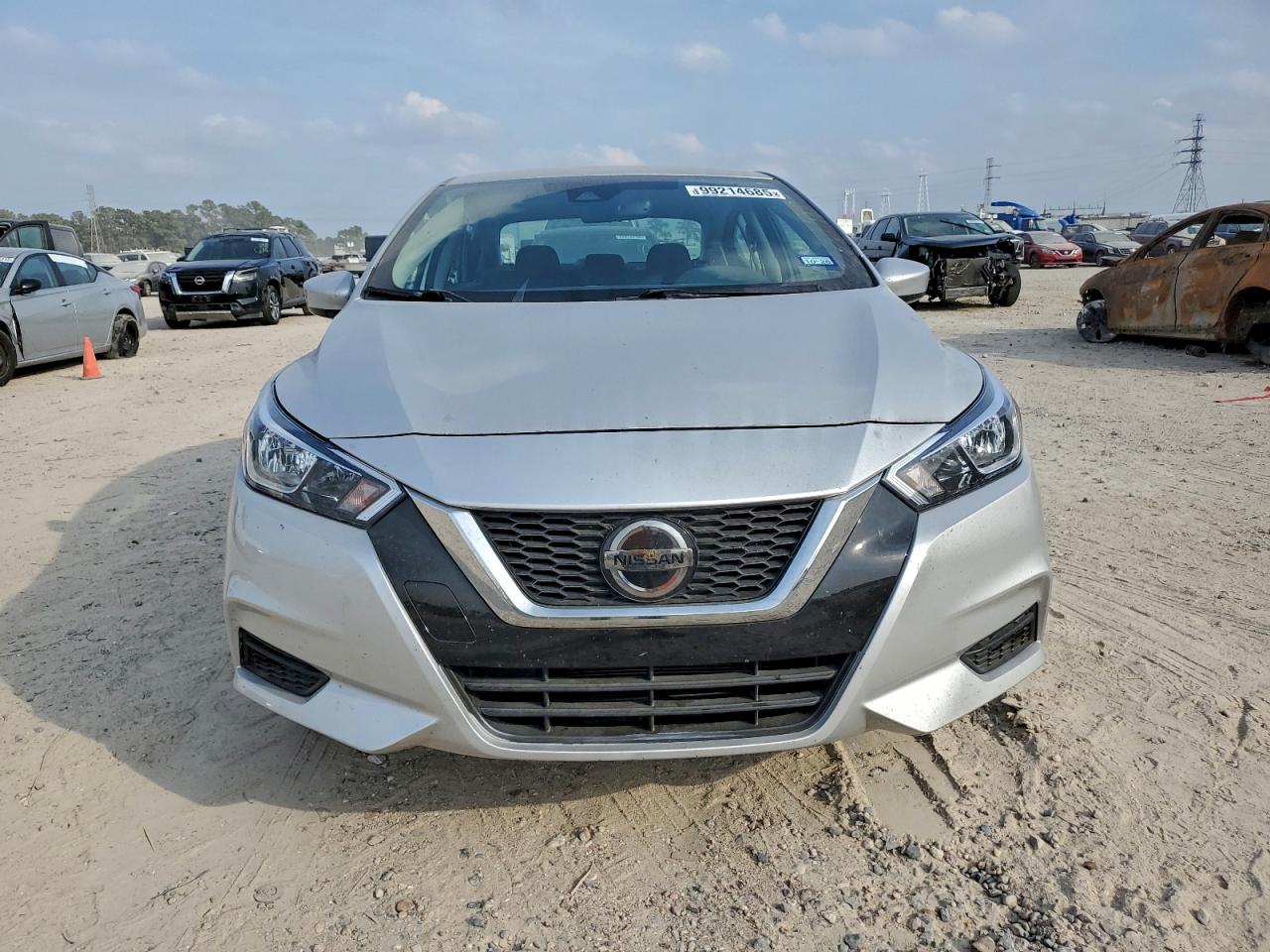 Nissan Versa Sv Image 2