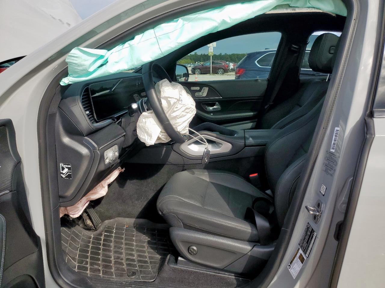 Mercedes-Benz GLE 450 4matic Image 14