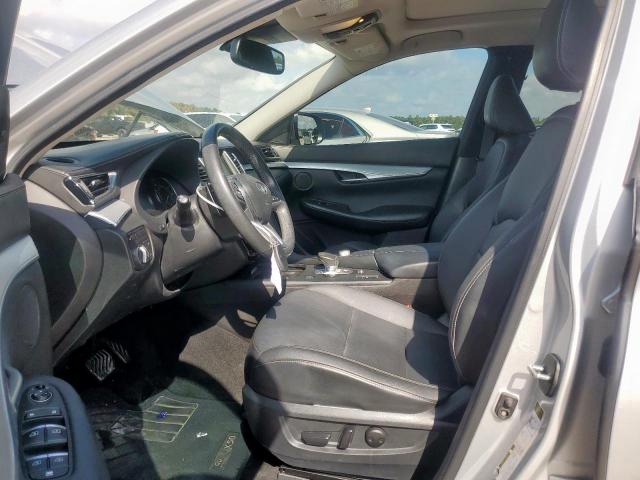 INFINITI Qx Essential Image 2