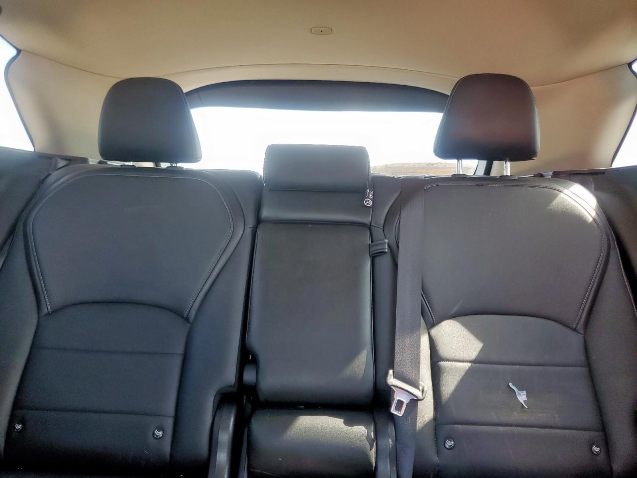 INFINITI Qx Essential Image 11