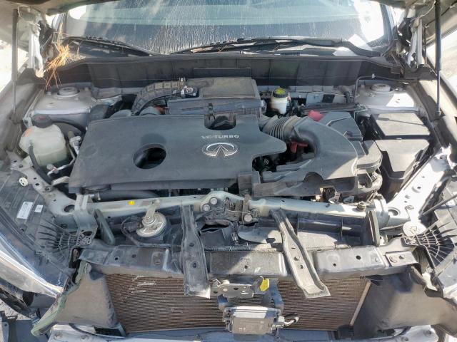 INFINITI Qx Essential Image 7