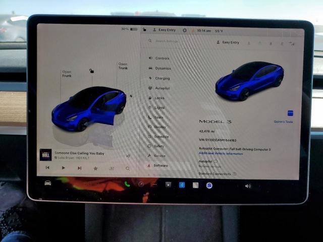 Tesla Model 3 Image 6