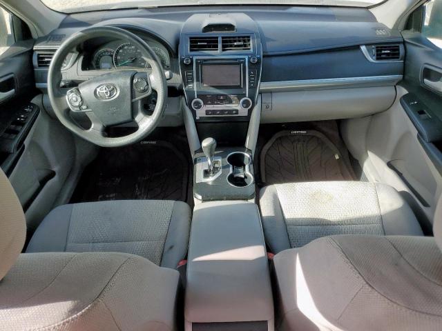 Toyota Camry Base Image 8