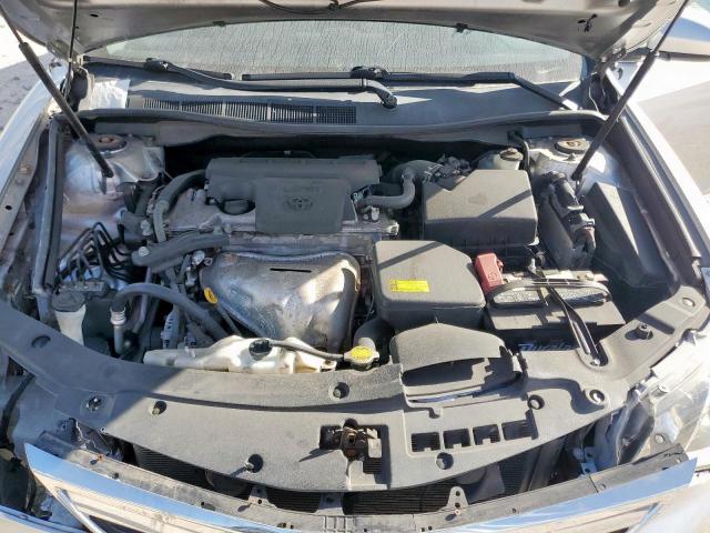 Toyota Camry Base Image 13
