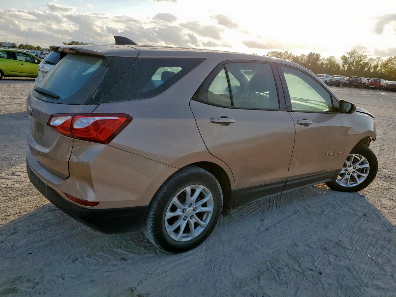 Chevrolet Equinox Ls Image 9