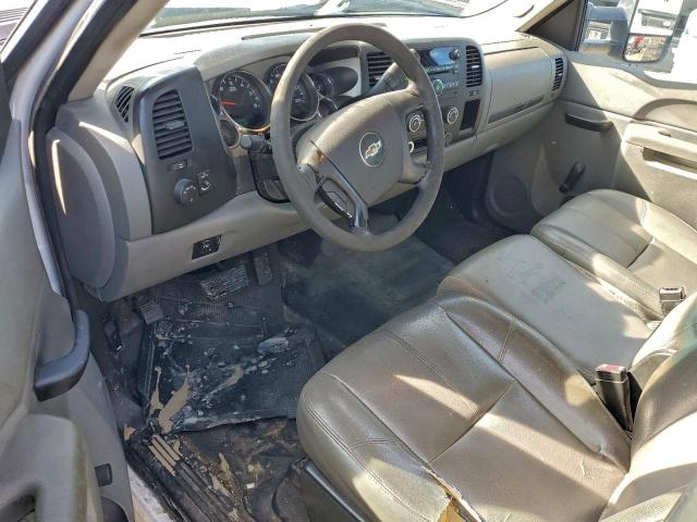 Chevrolet Silverado C2500 Heavy Duty Image 8