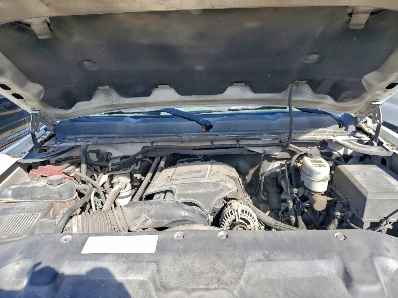 Chevrolet Silverado C2500 Heavy Duty Image 12