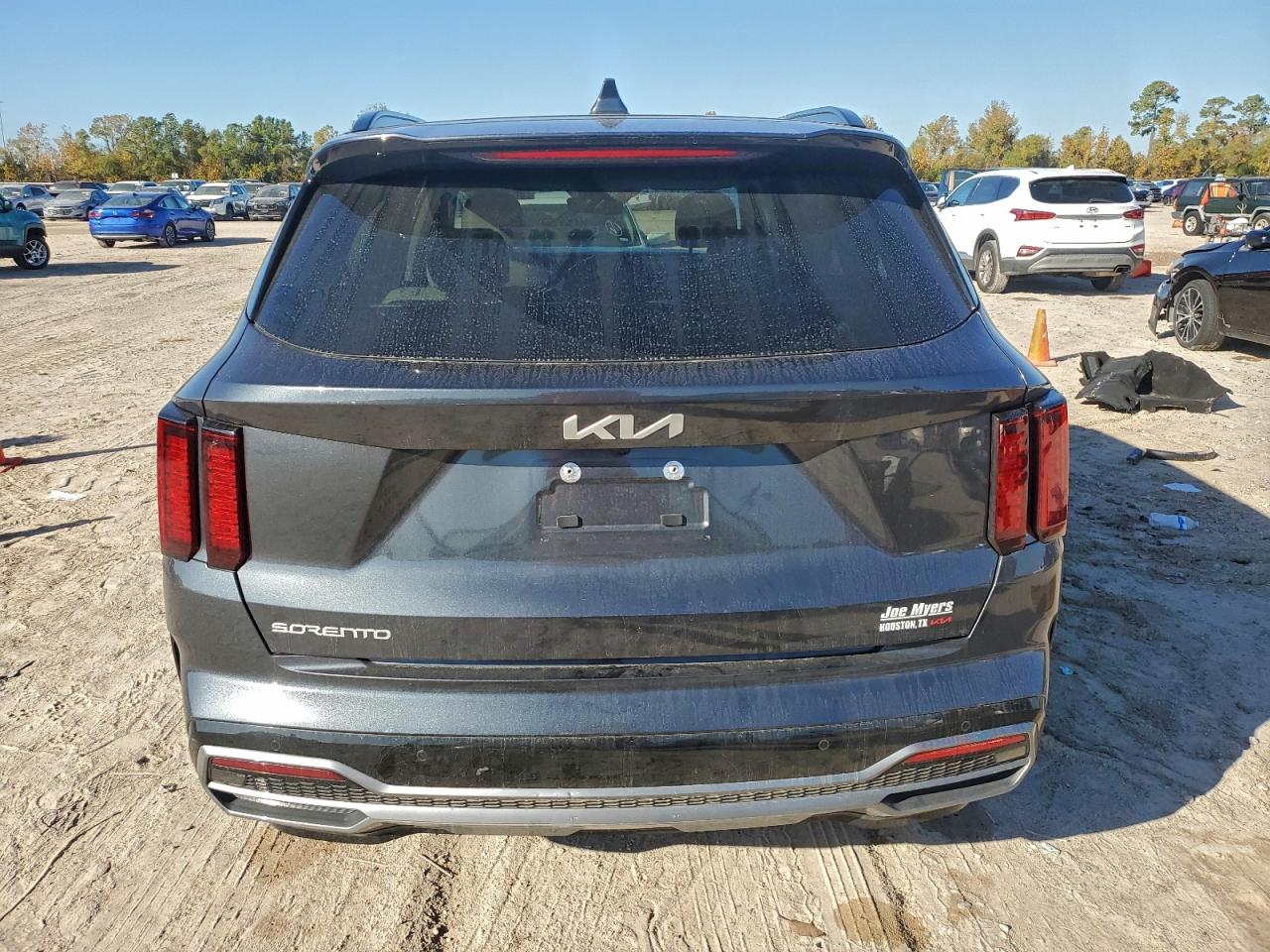 Kia Sorento S Image 3