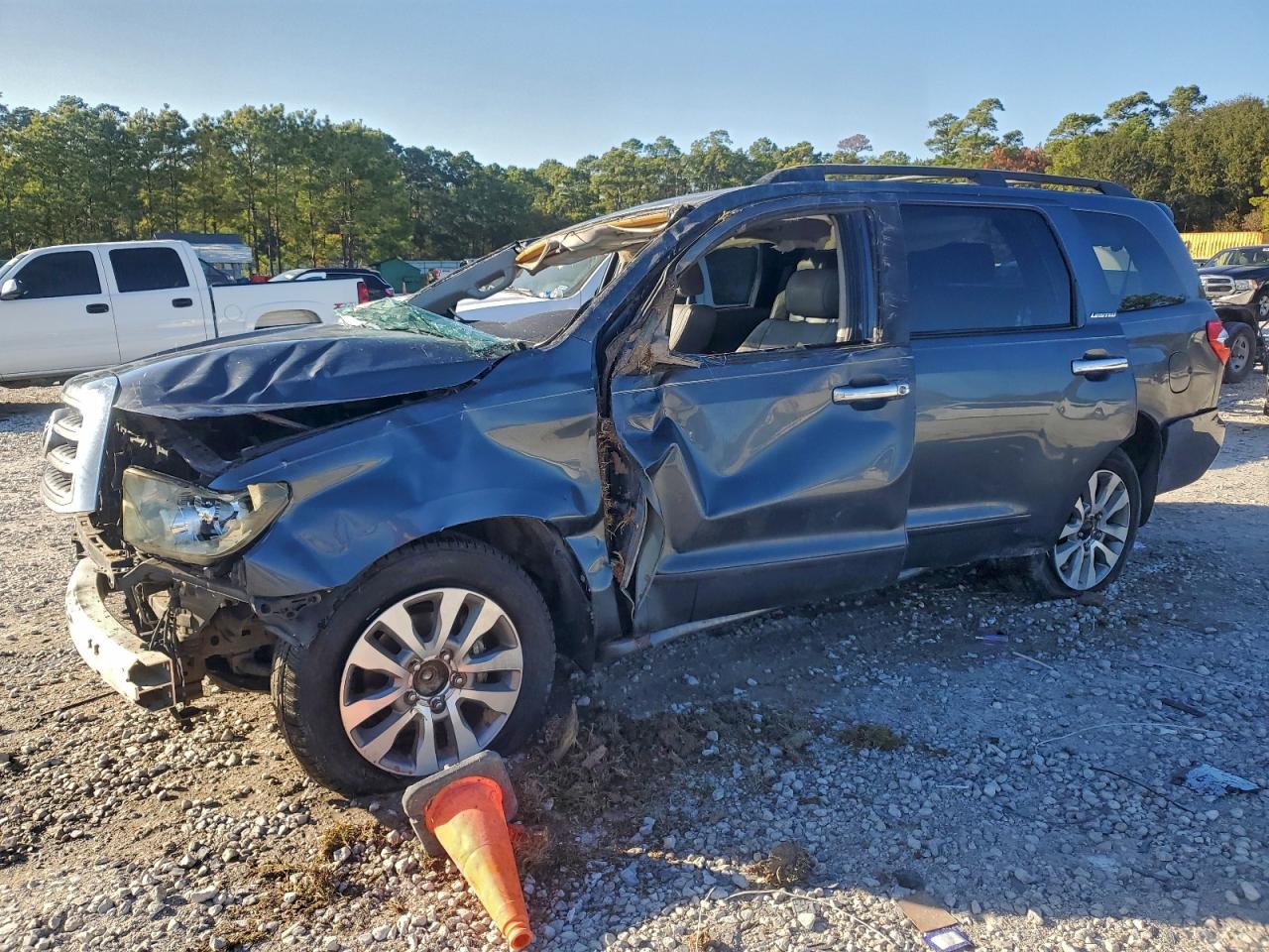 Toyota Sequoia Limited Image 1