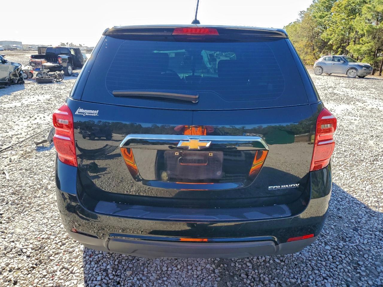 Chevrolet Equinox Ls Image 2