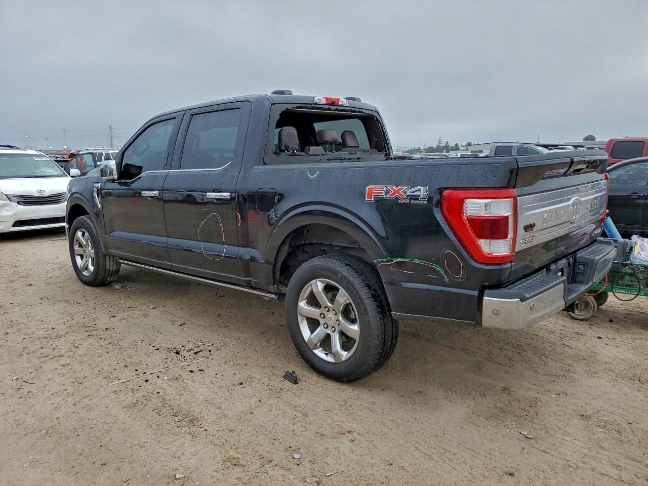 Ford F-150 Supercrew Image 2