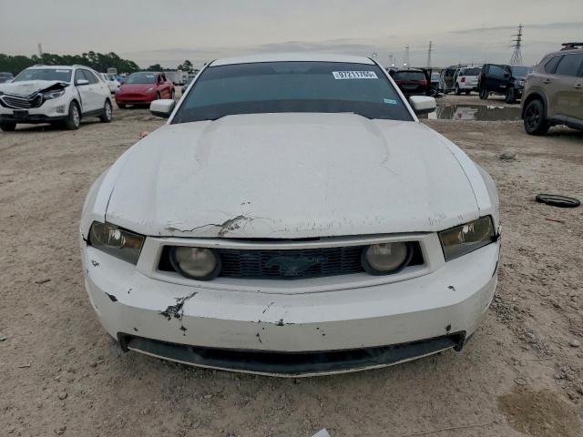 Ford Mustang Image 6