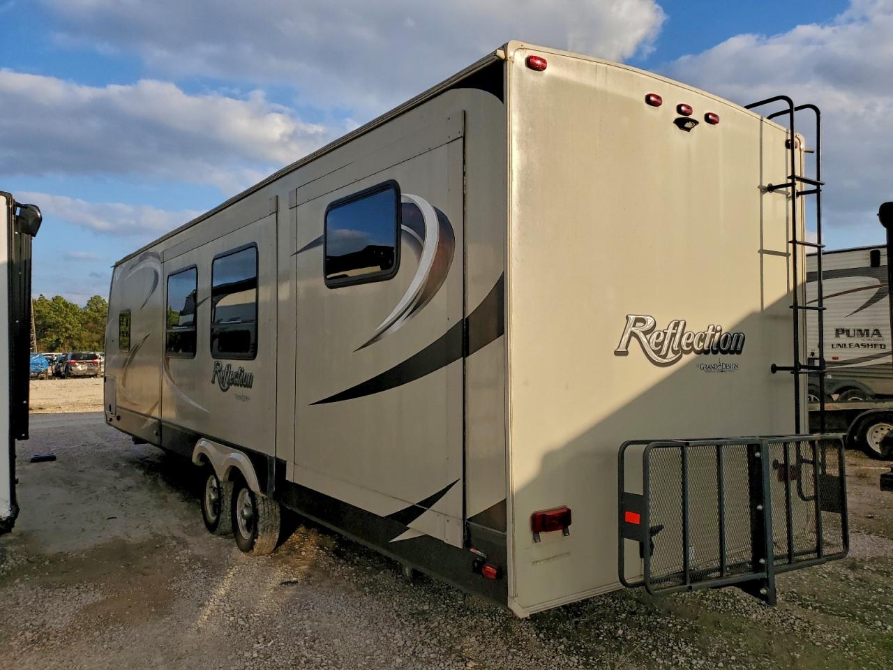 Grand Desi Reflection Image 8