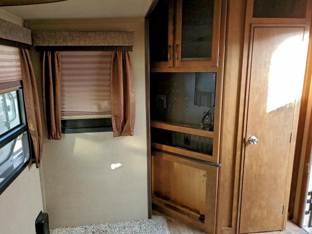 Grand Desi Reflection Image 4