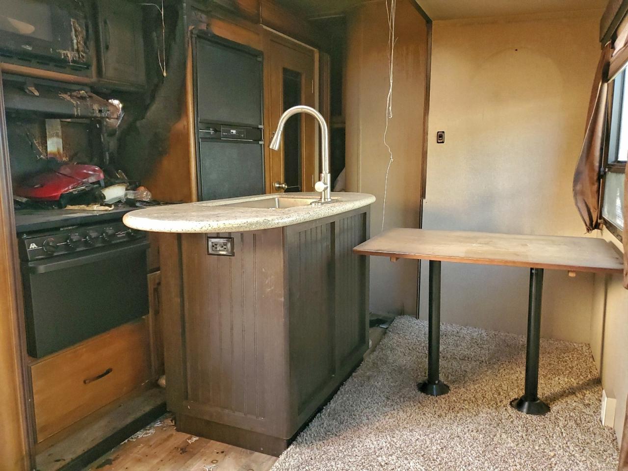 Grand Desi Reflection Image 5