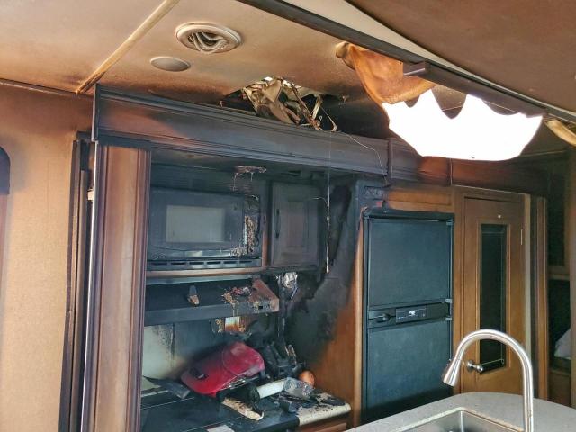 Grand Desi Reflection Image 10