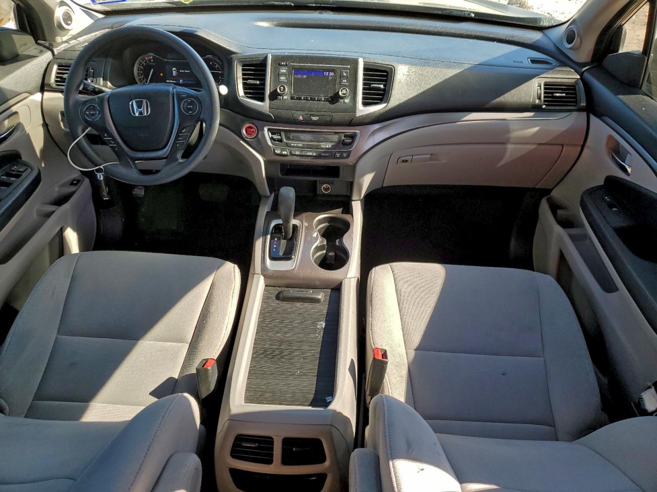 Honda Pilot Lx Image 9